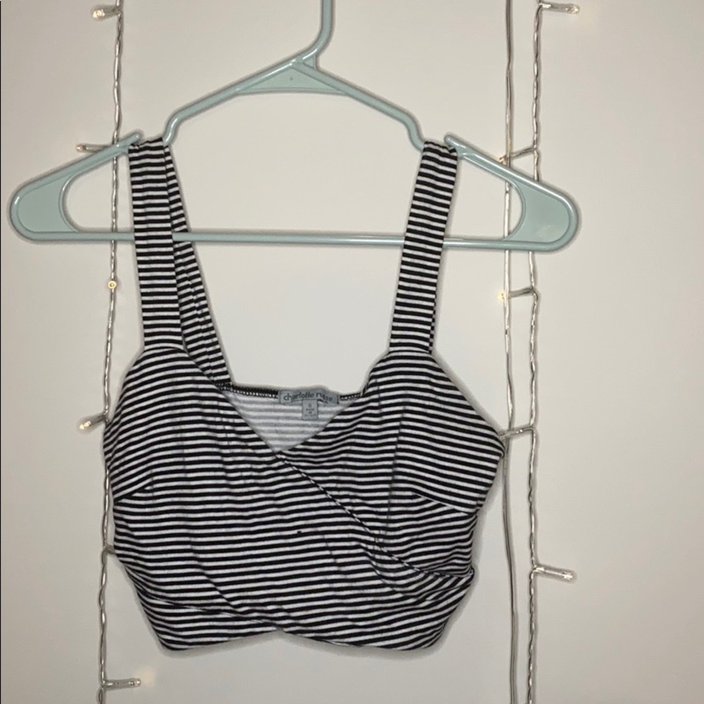 🌸 5 for $25 🌸 striped crop top